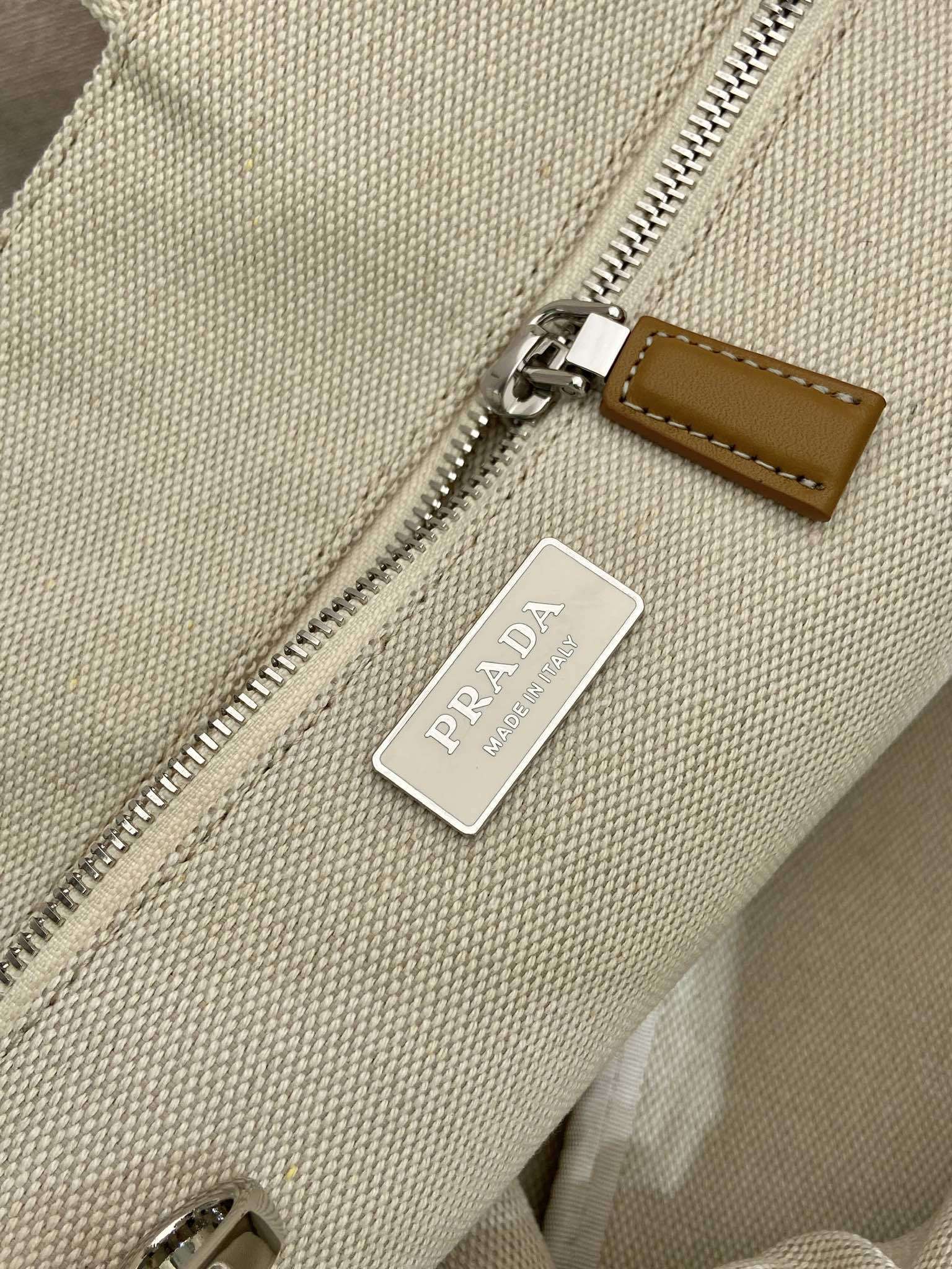 Prada Jardiniere extra-large linen blend tote bag