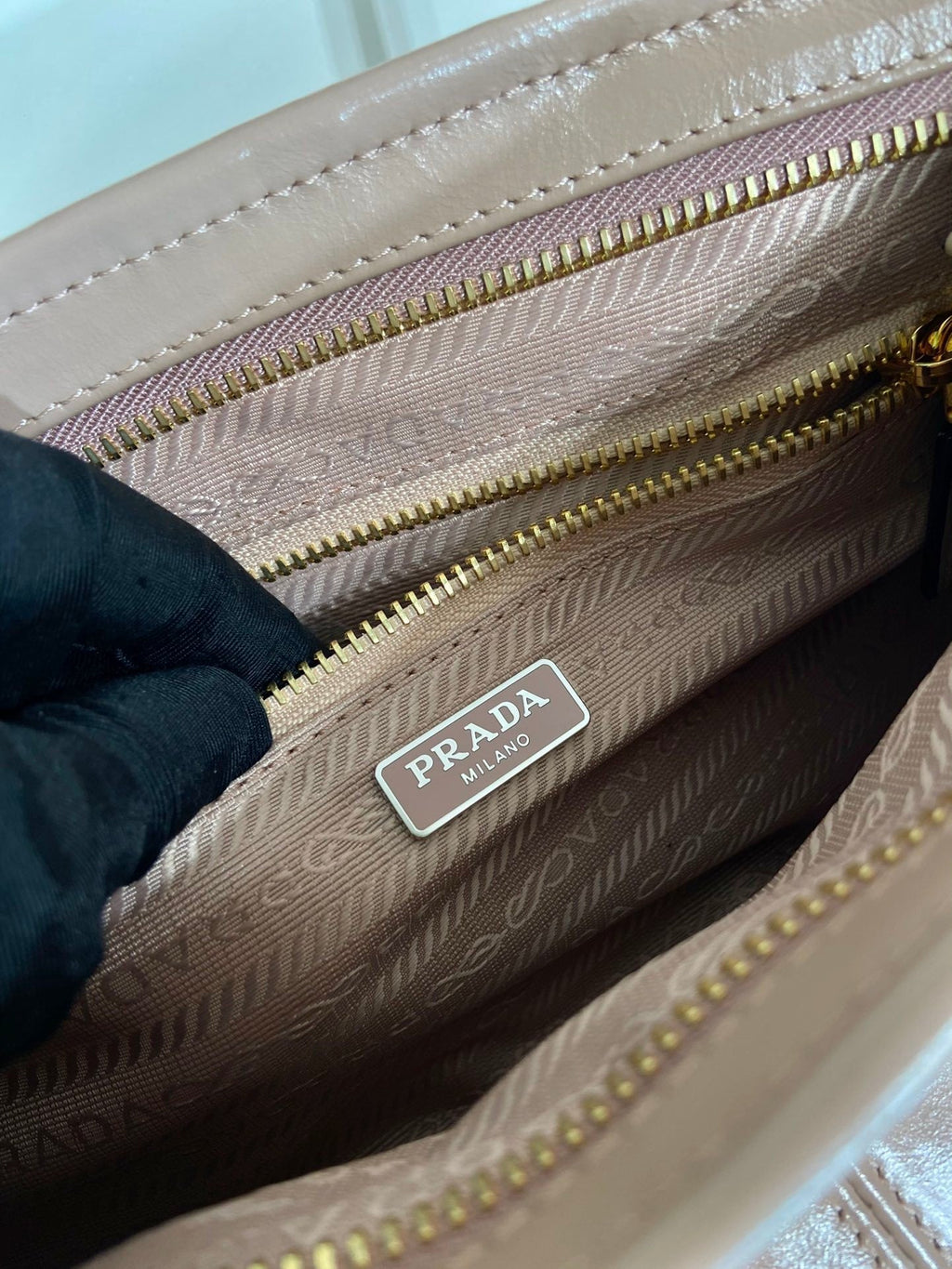 Prada Bonnie medium leather handbag