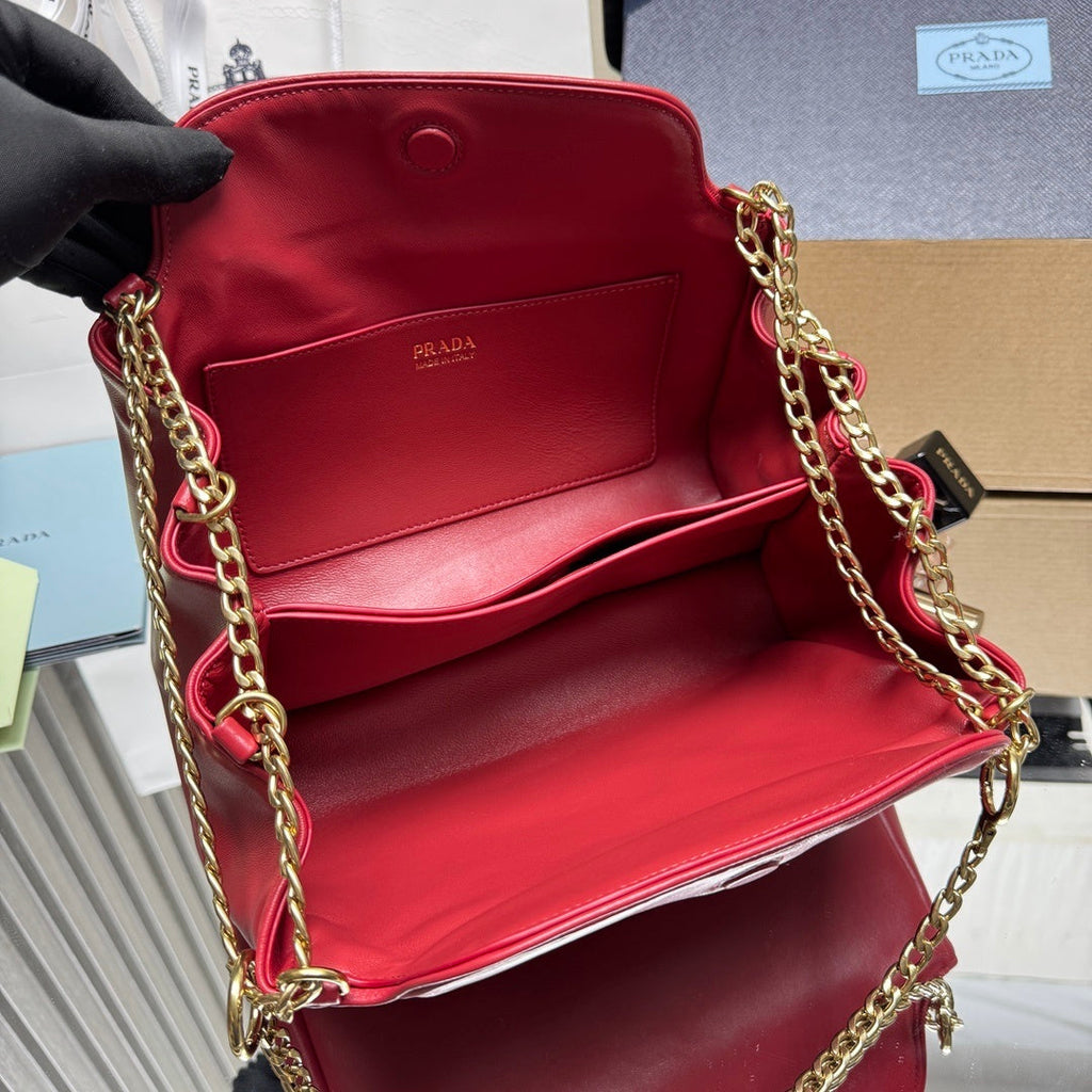 Prada Tumulte small nappa leather bag